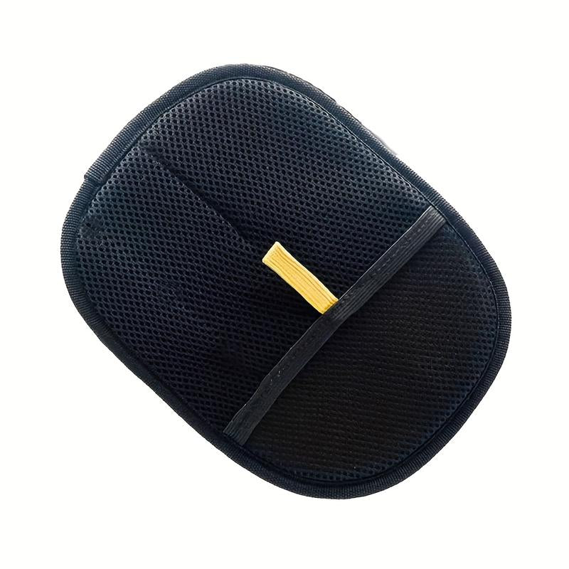 Gloves for Removing Pet Hair and Fluff - Featuring a Dual Brush Design, Specifically Designed for Cleaning Cat Hair, Reusable, Enhancing Comfort and Cleanliness in Your Home